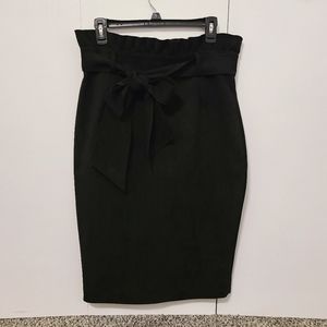Velvet Ruffled-top Skirt with Tie - Black